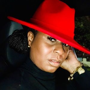 Meet your Posher, Georgetta